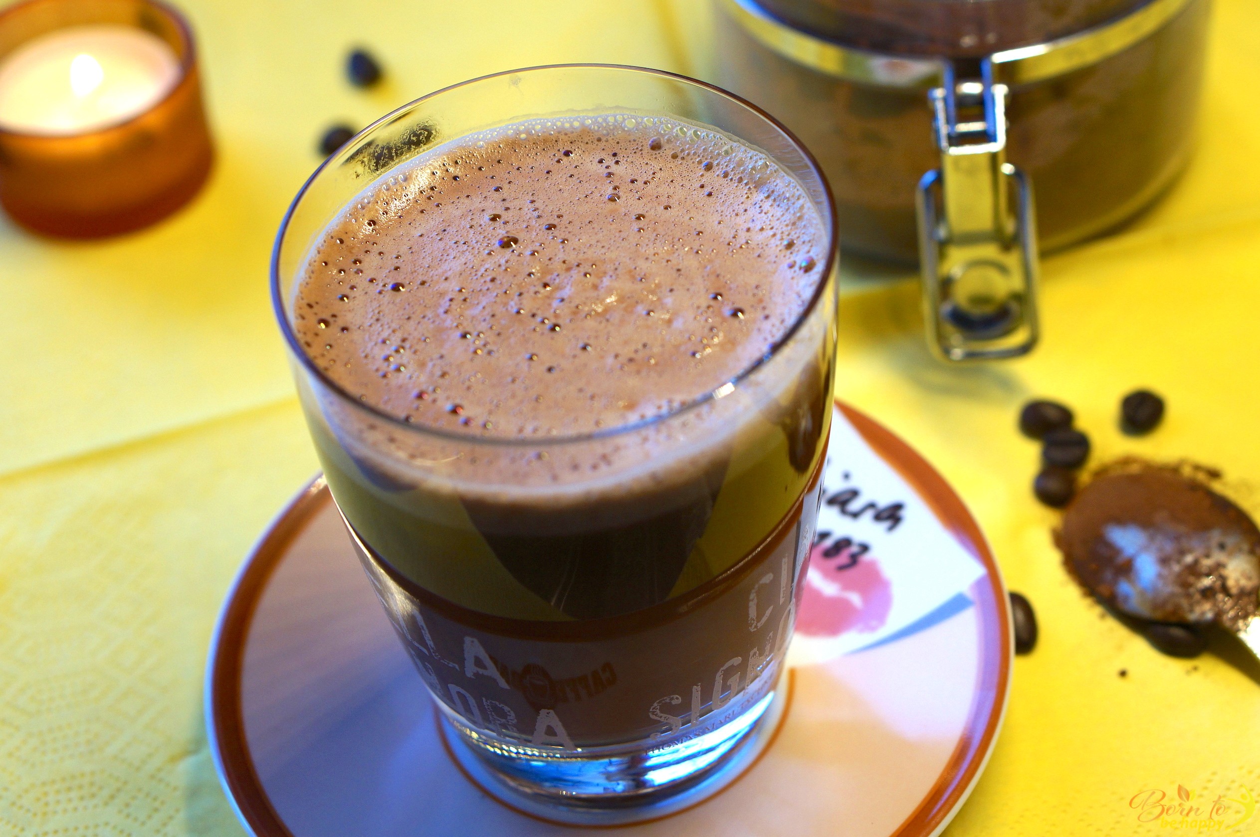 Haselnuss-Schokoladen-Kaffee