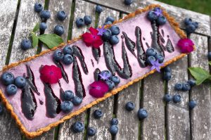 Low-Carb Blaubeer-Tarte ohne Zucker, glutenfrei